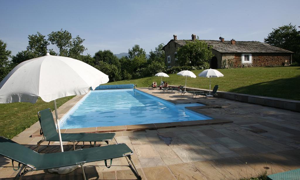 Agriturismo Famiglia Al Castello Di Bagnolo Bagnolo Piemonte Extérieur photo