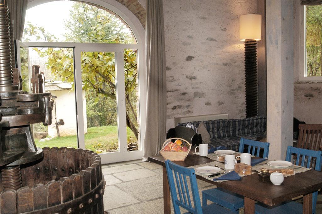 Agriturismo Famiglia Al Castello Di Bagnolo Bagnolo Piemonte Chambre photo